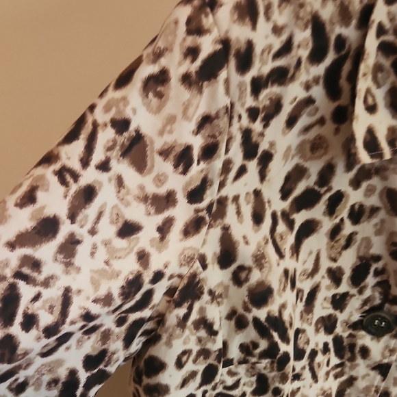 Sag Harbor Women's Animal Print Blazer Jacket - Picture 5 of 8